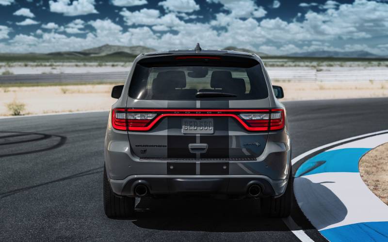 Dodge Durango SRT Hellcat 2021 SUV Drive